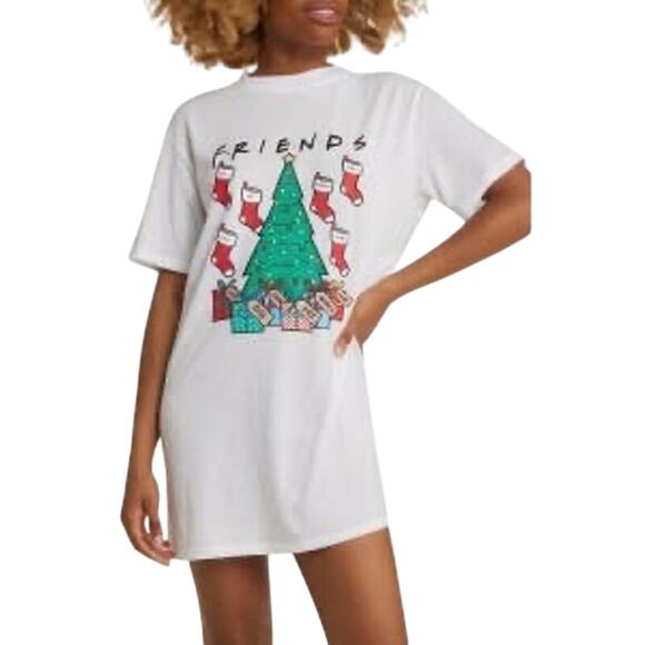 Friends Christmas Tree Graphic Tee White Holiday T-Shirt Size S NWT - Picture 1 of 7